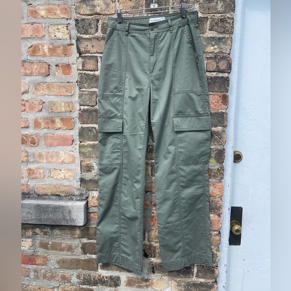 Abercrombie Relaxed Cargo Pant